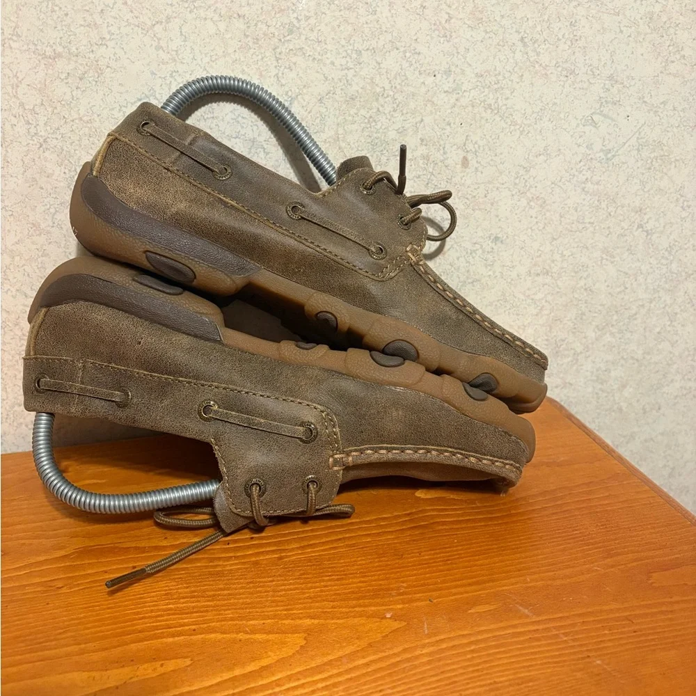 Twisted X Men’s Boat Shoe Driving Mocs in Bomber brown leather Size 7
